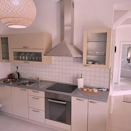 Layal Exclusive 3 Floor House